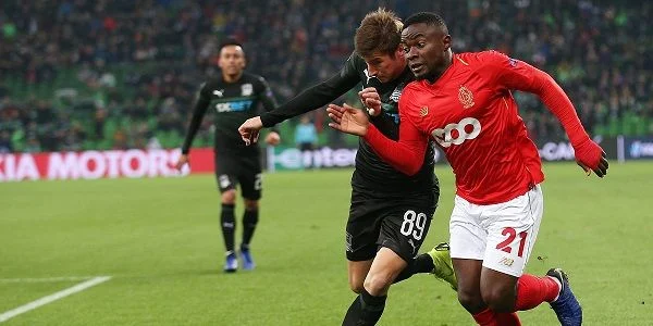 Стандард - Витория Гимарайнш Стандард - Витория Гимарайнш