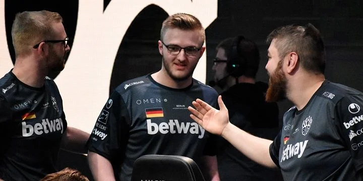 BIG - OpTic BIG - OpTic