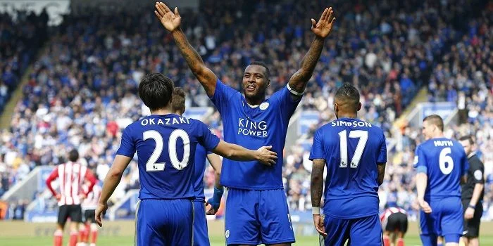 Лутон Таун - Лестер