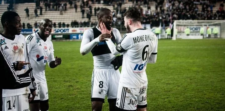 Амьен - Бордо Амьен - Бордо