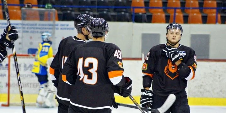 Молот - СКА-ВМФ Молот - СКА-ВМФ