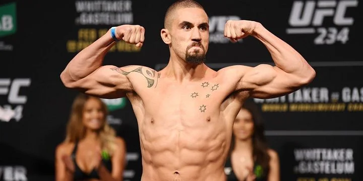 Роберт Уиттакер - Исраэль Адесанья