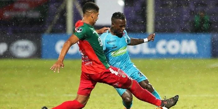 Феникс - Бостон Ривер