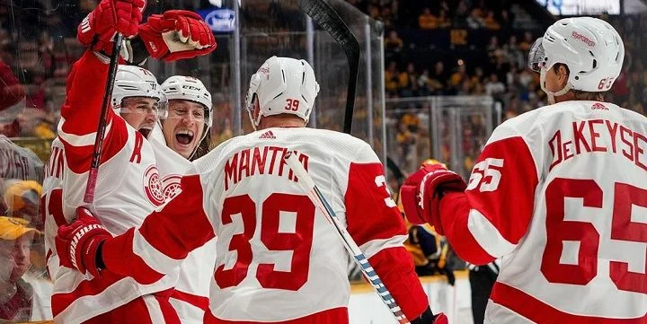 Детройт - Торонто