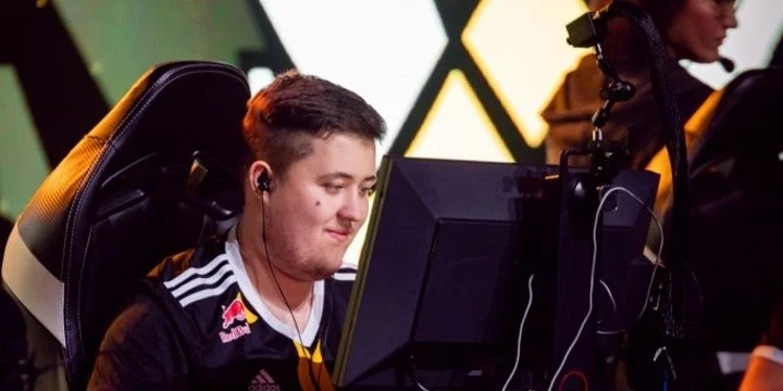 Team Vitality - Ninjas in Pyjamas Team Vitality - Ninjas in Pyjamas