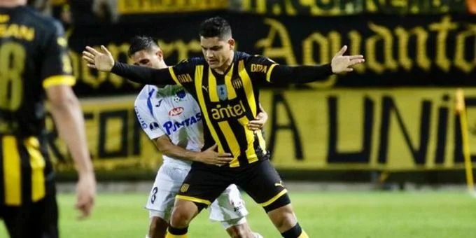 Расинг Монтевидео - Пеньяроль