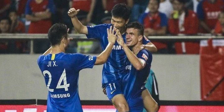 Тяньцзинь Сунцзян - Ухань Тяньцзинь Сунцзян - Ухань