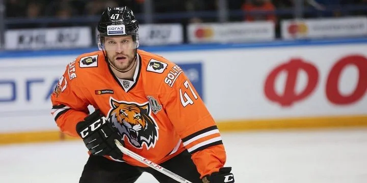 Амур - Динамо М