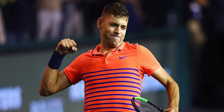 Ласло Дьере - Филип Крайинович