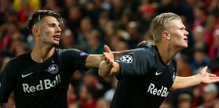 Зальцбург - Наполи