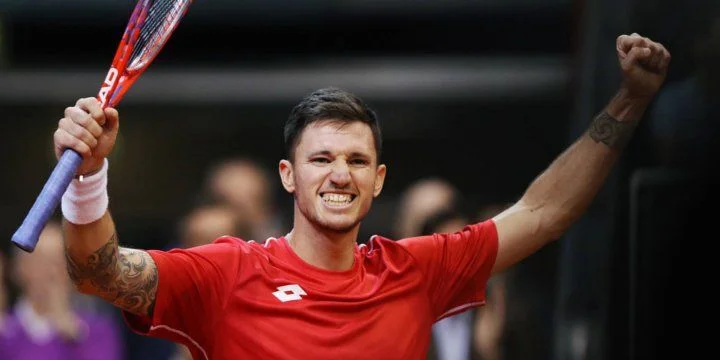 Деннис Новак - Гаэль Монфис