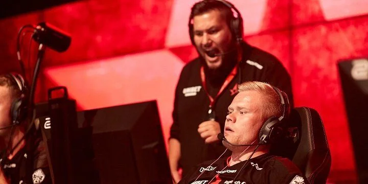Astralis - FaZe Clan Astralis - FaZe Clan