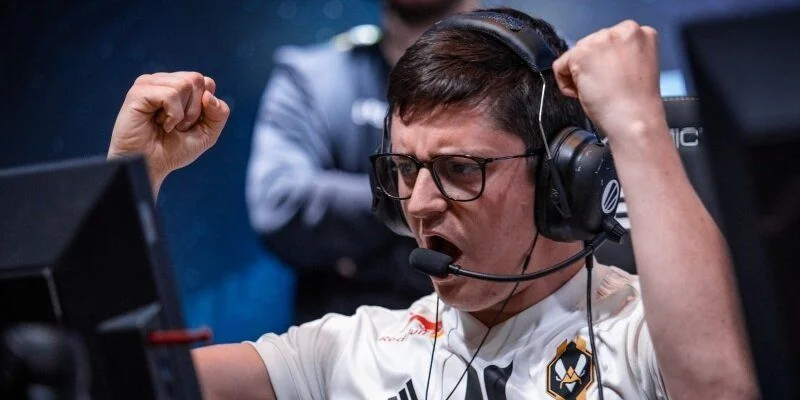 Team Vitality - 100 Thieves Team Vitality - 100 Thieves