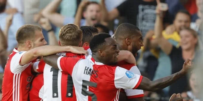 Фейеноорд - Ваалвейк