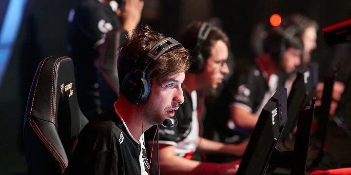 G2 Esports - Ninjas in Pyjamas G2 Esports - Ninjas in Pyjamas
