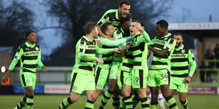 Форест Грин Роверс - Плимут Форест Грин Роверс - Плимут