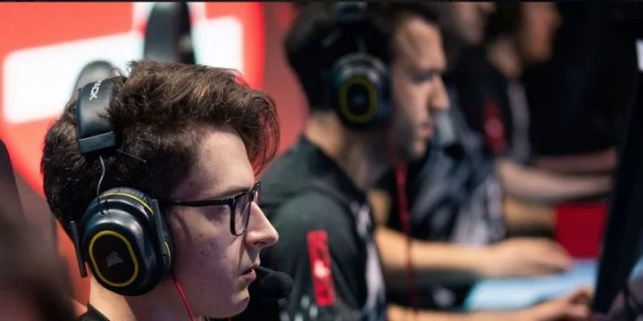 c0ntact - Chaos Esports Club c0ntact - Chaos Esports Club