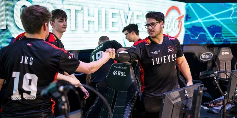 100 Thieves - eUnited 100 Thieves - eUnited