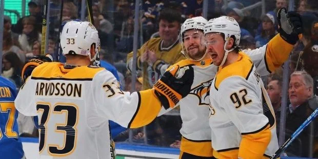 Нэшвилл - Сент-Луис Нэшвилл - Сент-Луис