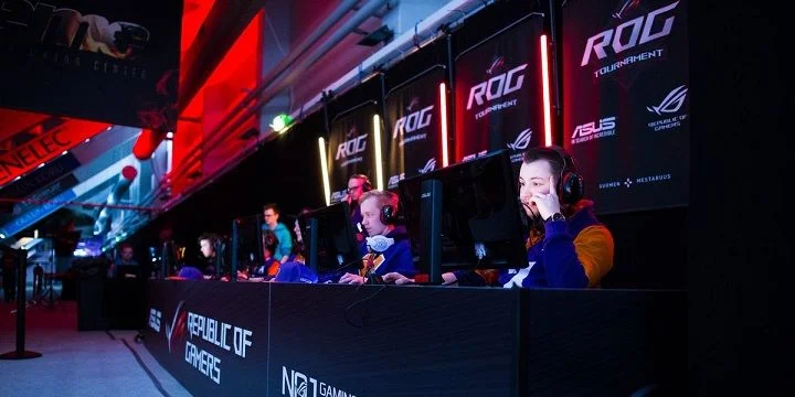 - Copenhagen Flames - Copenhagen Flames