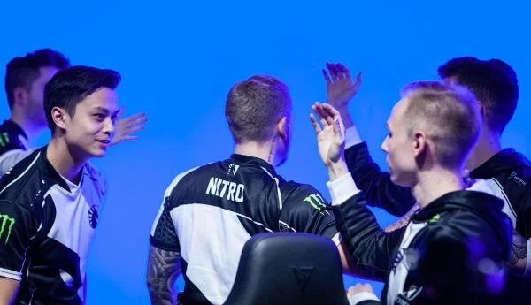 Team Liquid - Fnatic Team Liquid - Fnatic