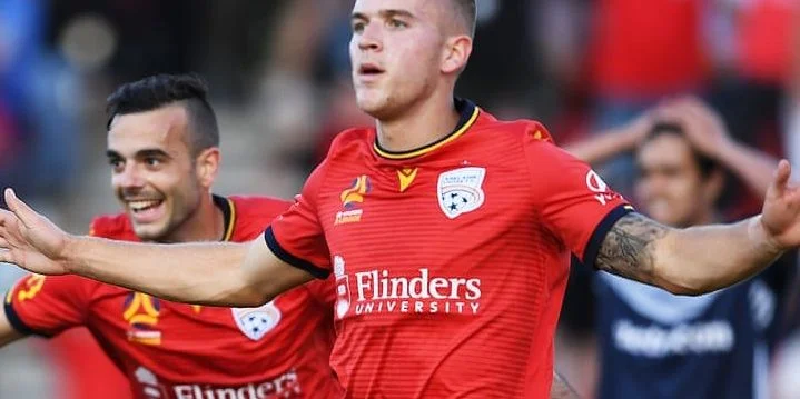 Аделаида Юнайтед - Веллингтон Феникс