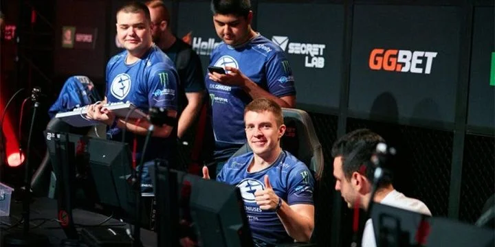 Fnatic - Evil Geniuses Fnatic - Evil Geniuses