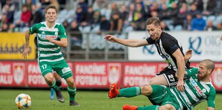 Богемианс 1905 - Баник