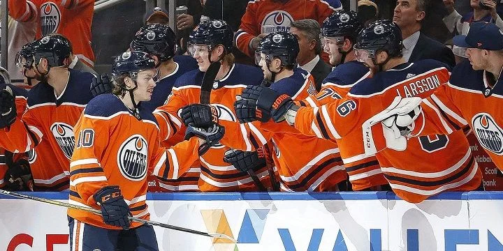 Эдмонтон - Торонто Эдмонтон - Торонто