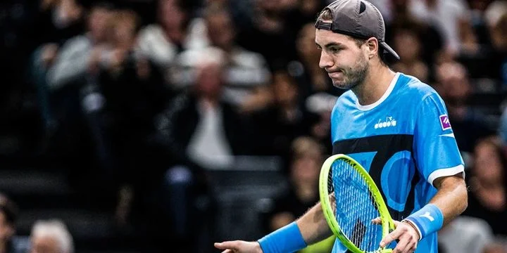 Ян-Леннард Штруфф - Джон Изнер