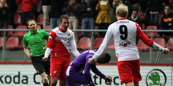 Хераклес - Утрехт Хераклес - Утрехт