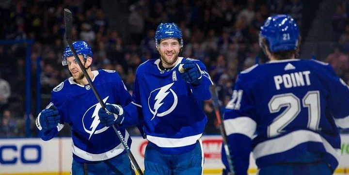 Тампа - Монреаль