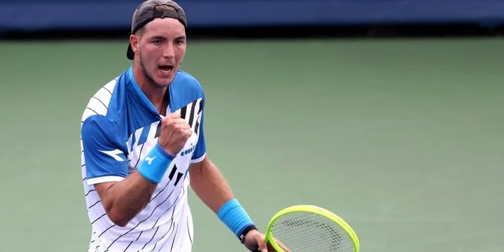 Ян-Леннард Штруфф - Михаил Перволаракис