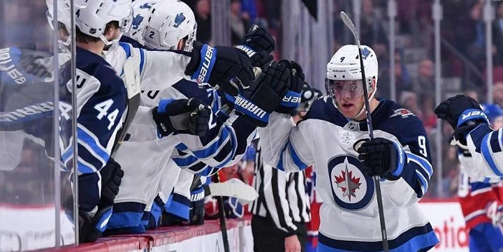 Бостон - Виннипег Джетс