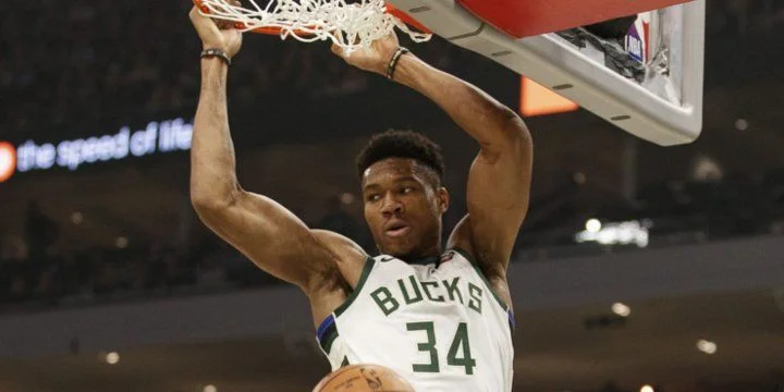 Сакраменто - Милуоки