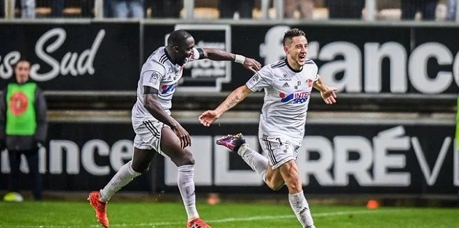 Амьен - Реймс Амьен - Реймс