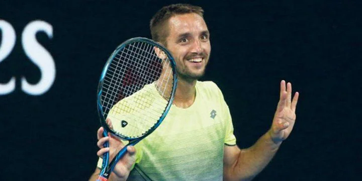 Кристофер Юбэнкс - Виктор Троицки Кристофер Юбэнкс - Виктор Троицки