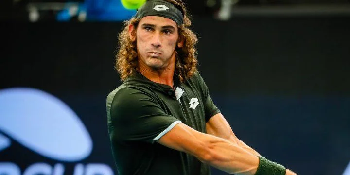 Томми Пол - Ллойд Харрис