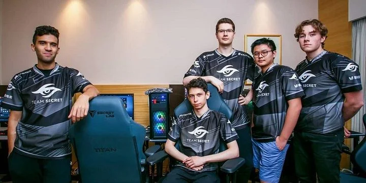 Team Secret - Fnatic Team Secret - Fnatic