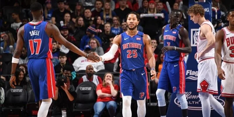 Детройт - Сакраменто