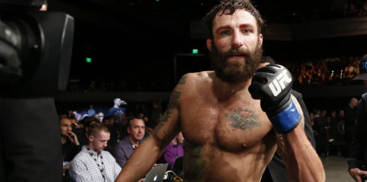 Рафаэль дос Аньос - Майкл Кьеза