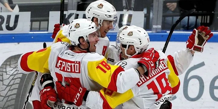 Йокерит - Трактор Йокерит - Трактор