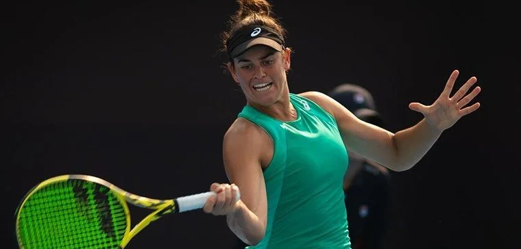 Дженнифер Брэди - Светлана Кузнецова