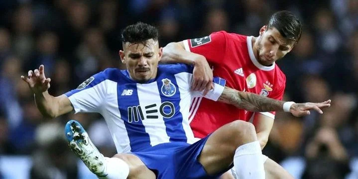 Порту - Академику де Визеу Порту - Академику де Визеу