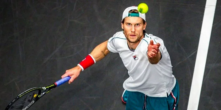 Андреас Сеппи - Милош Раонич