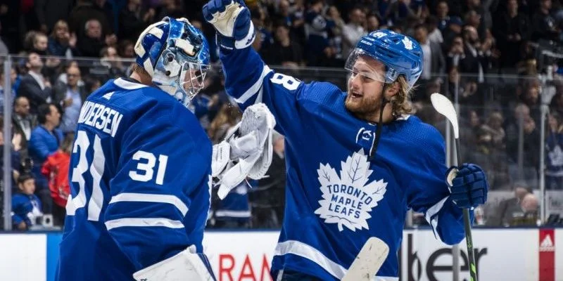 Торонто - Каролина