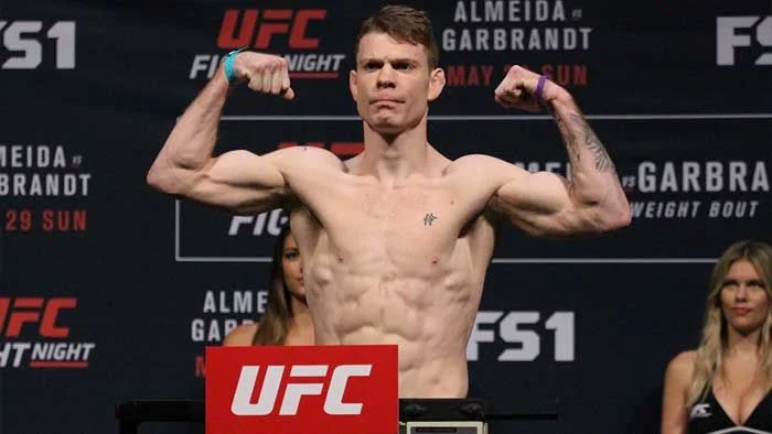 Пол Фелдер - Дэниел Хукер