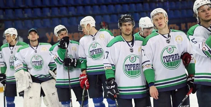 Горняк - Динамо С-Пб