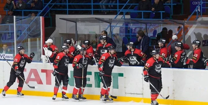 Нефтяник Ал - Лада