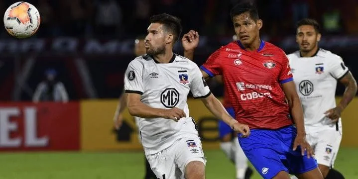 Коло Коло - Атлетико ПР